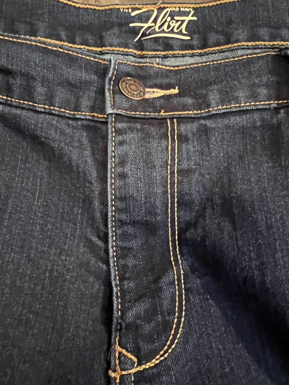 Old Navy Flirt Bootcut Jeans Women’s 16 Short Dark Wash Mid Rise Stretch - Picture 8 of 10